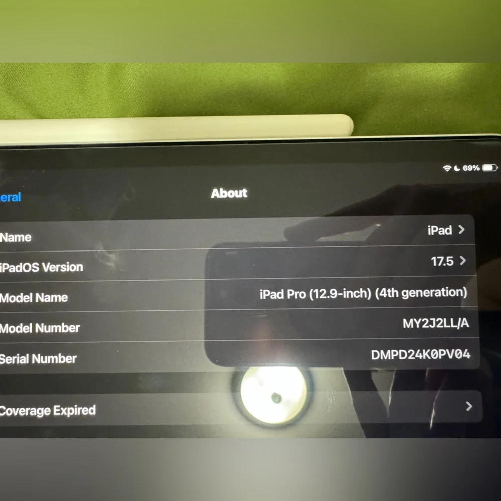 iPad Pro 12.9 (4th Generation) Bundle